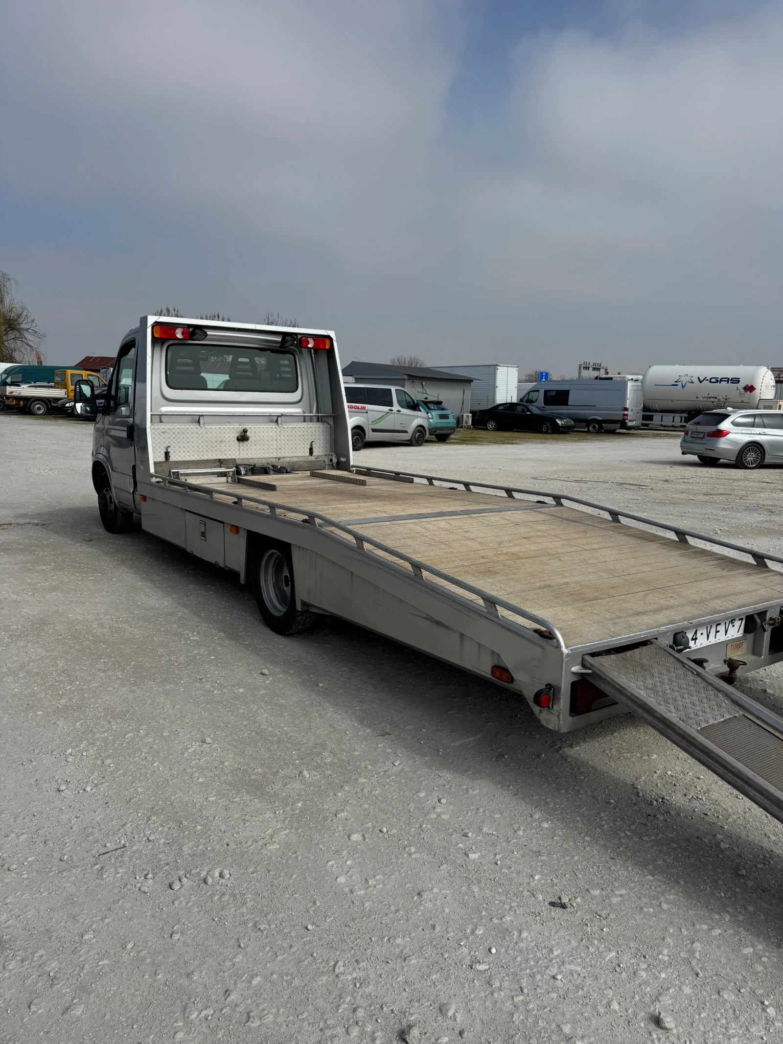 Iveco Daily 40180 3.0, снимка 6 - Бусове и автобуси - 54192621