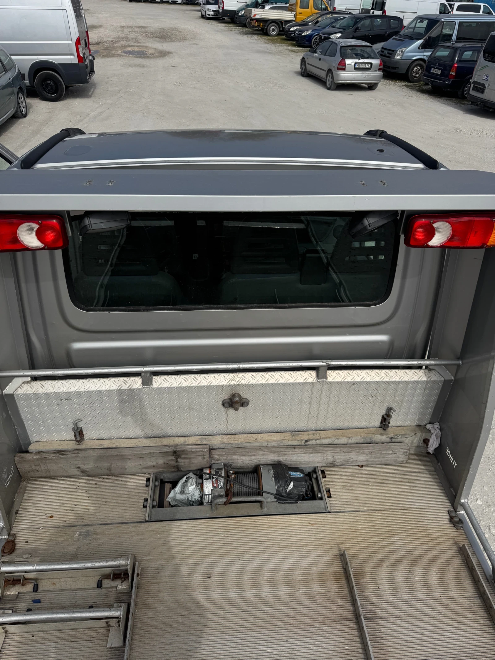 Iveco Daily 40180 3.0, снимка 10 - Бусове и автобуси - 54192621