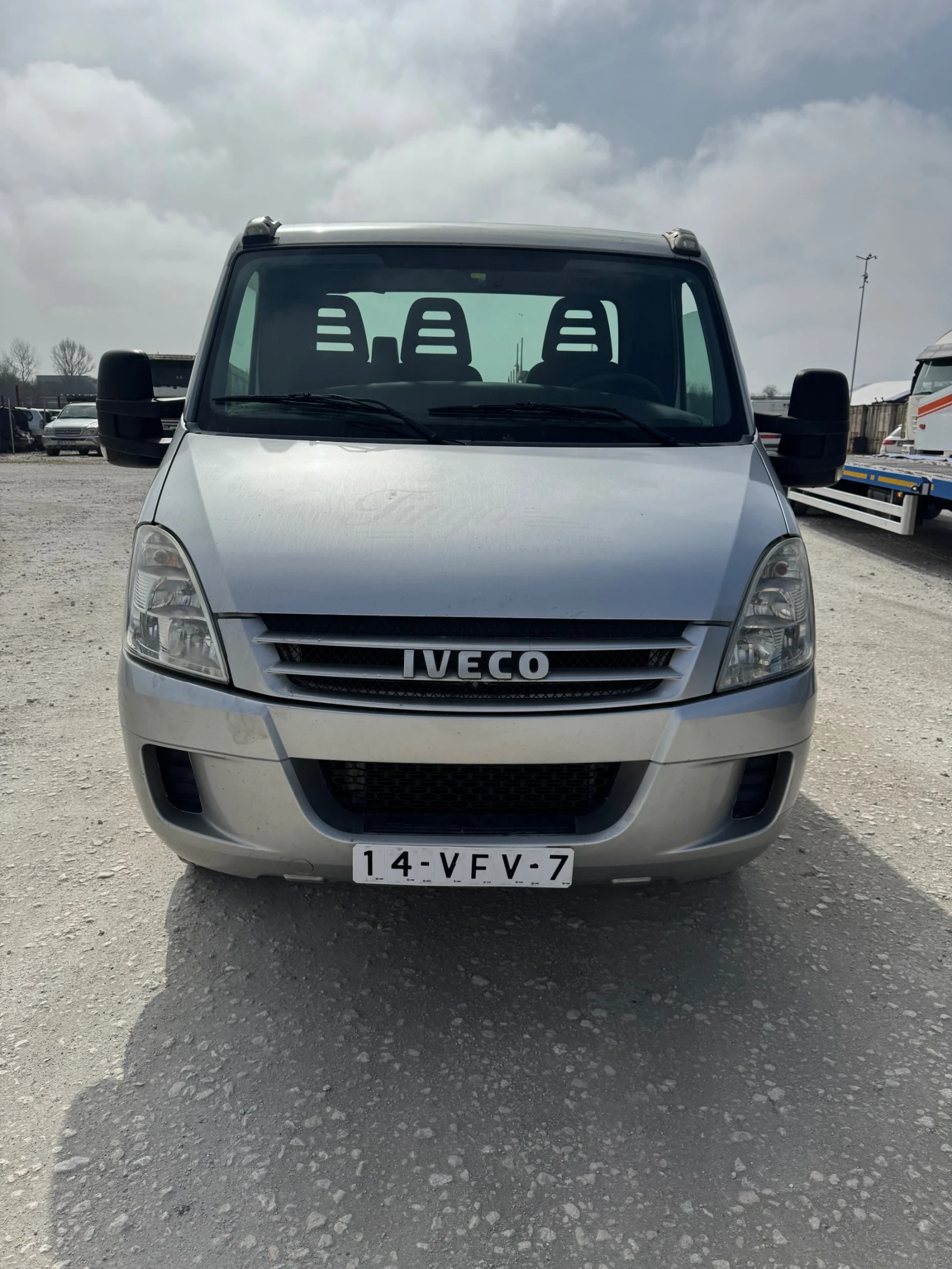 Iveco Daily 40180 3.0, снимка 2 - Бусове и автобуси - 54192621