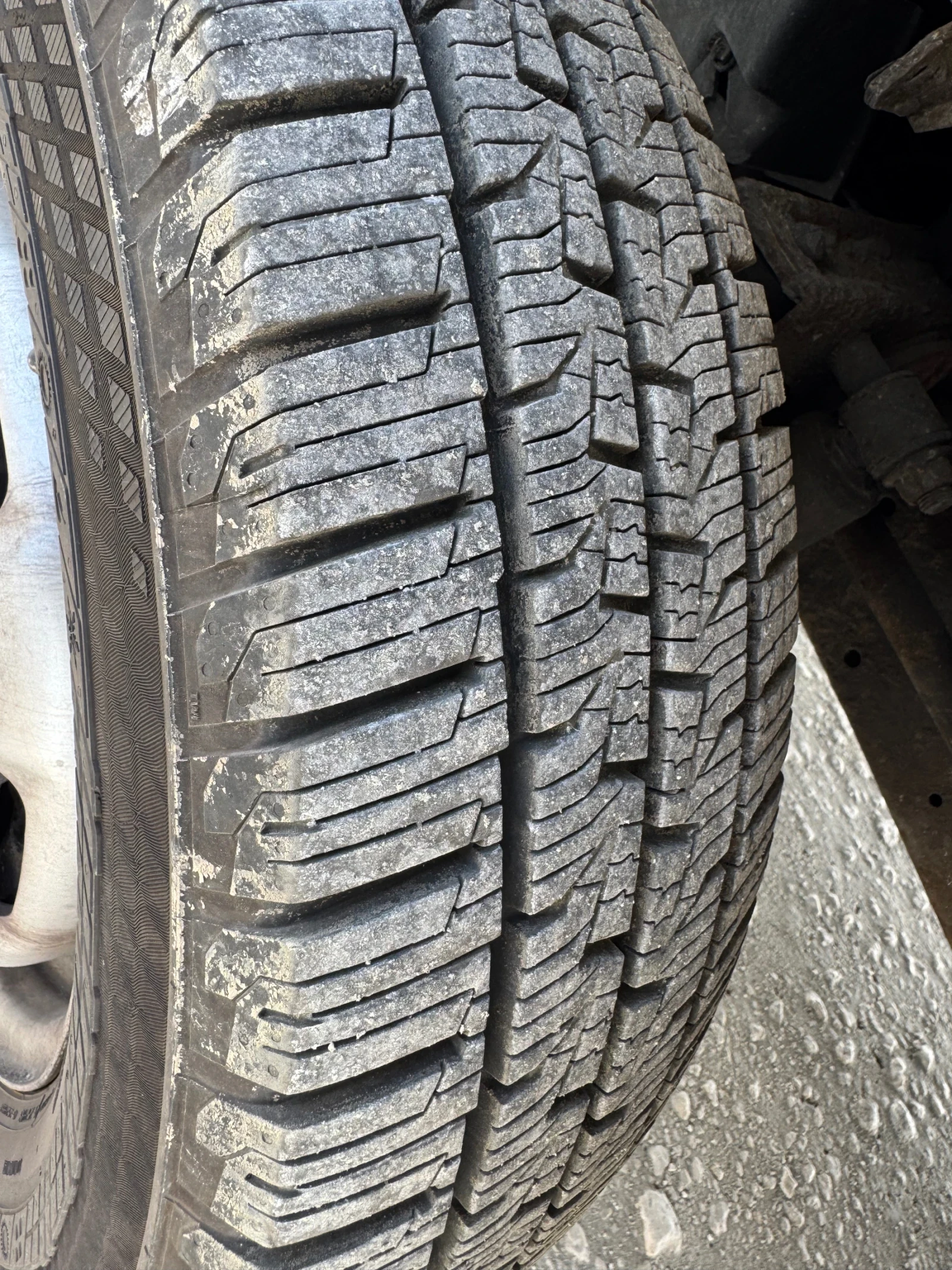 Iveco Daily 40180 3.0, снимка 13 - Бусове и автобуси - 54192621