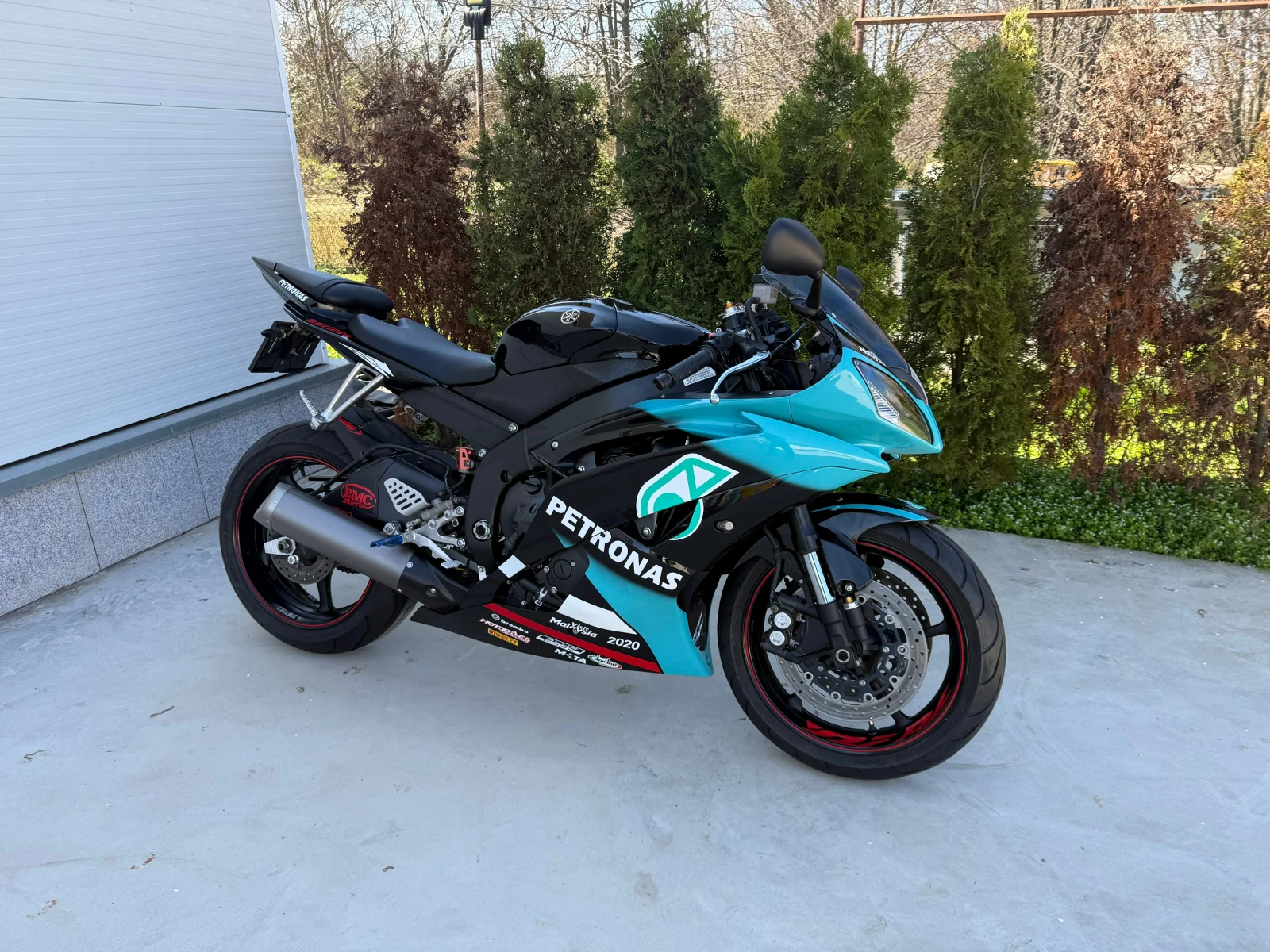 Yamaha YZF-R6 A2 25KW!!!!!!!, снимка 3 - Мотоциклети и мототехника - 54102410