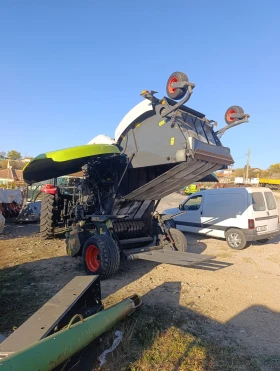 Балировачка Claas Variant 360 на 3741 ролки, снимка 3