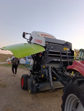 Балировачка Claas Variant 360 на 3741 ролки, снимка 5