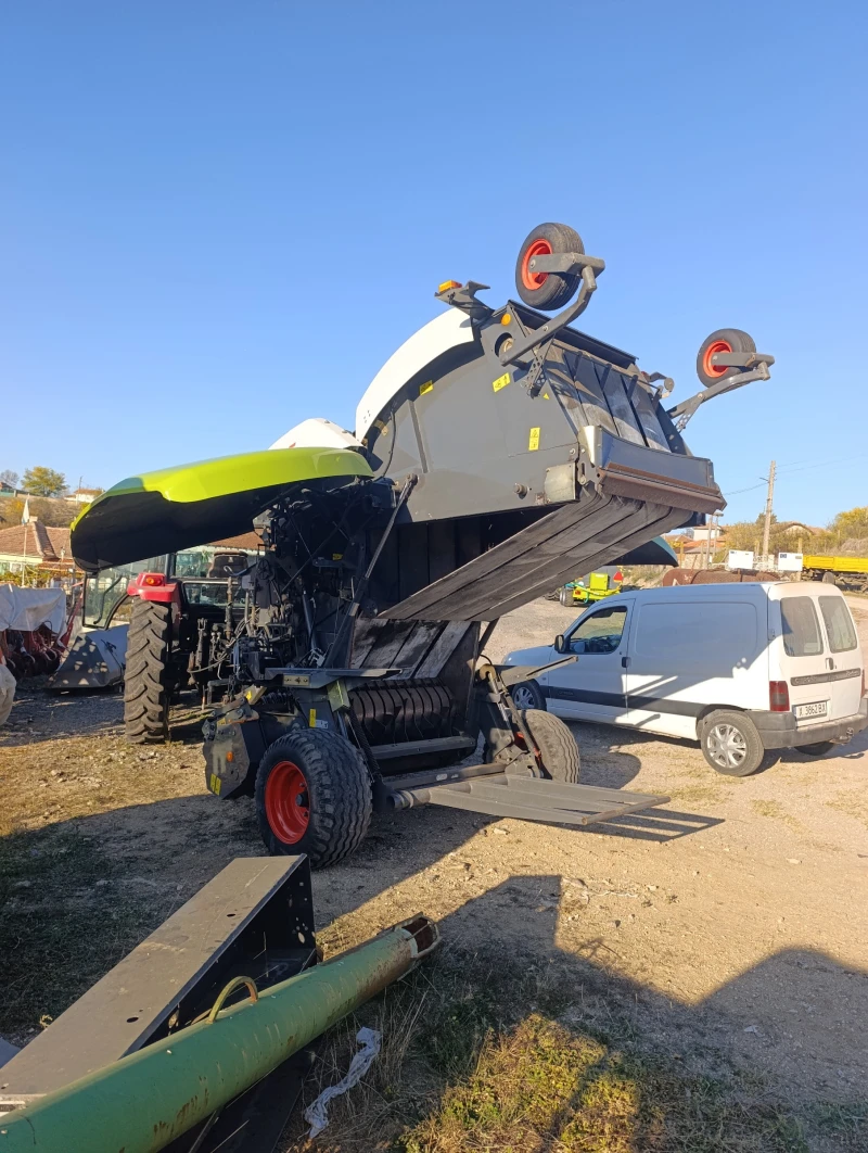 Балировачка Claas Variant 360 на 3741 ролки, снимка 3 - Селскостопанска техника - 52942910