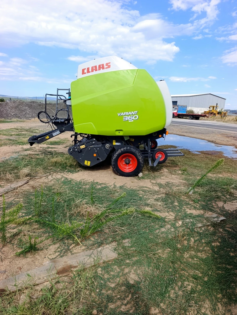 Балировачка Claas Variant 360 на 3741 ролки, снимка 10 - Селскостопанска техника - 52942910