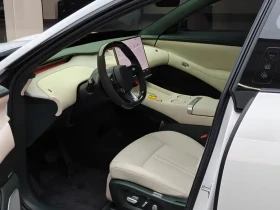 Xiaomi YU7 MAX Eition AWD 101KWH, снимка 14