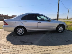 Mercedes-Benz C 220, снимка 7