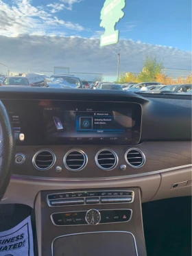 Mercedes-Benz E 300 4MATIC * * CARFAX * *   * *  | Mobile.bg    13