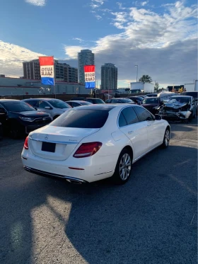 Mercedes-Benz E 300 4MATIC * * CARFAX * *   * *  | Mobile.bg    7