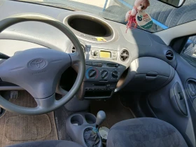 Toyota Yaris - 1800 € / 3520.49 лв. - 99735983 4