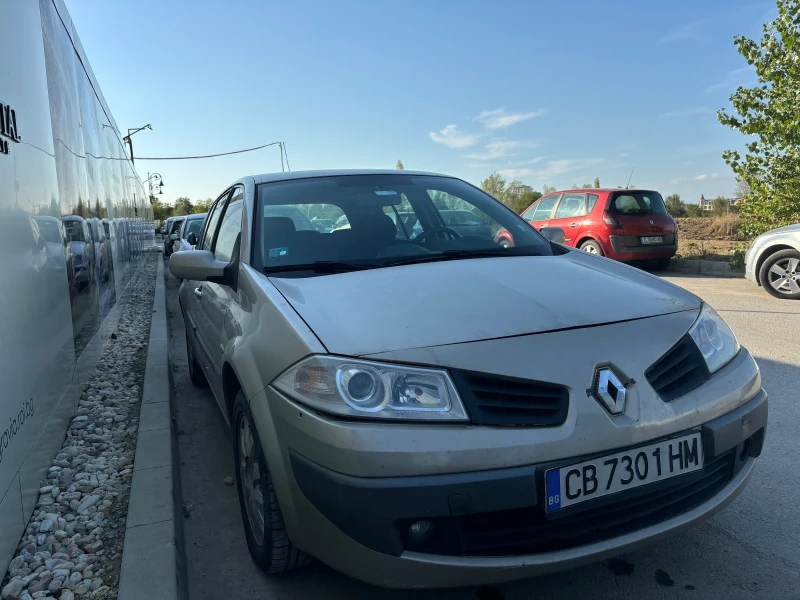 Renault Megane, снимка 1 - Автомобили и джипове - 47344002