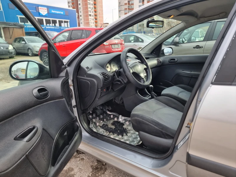 Peugeot 206 1.4HDI, снимка 10 - Автомобили и джипове - 49488874