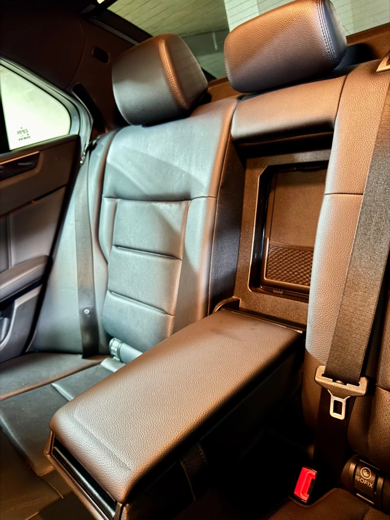 Mercedes-Benz E 300 Е300 4matic AMG, снимка 17 - Автомобили и джипове - 51981755