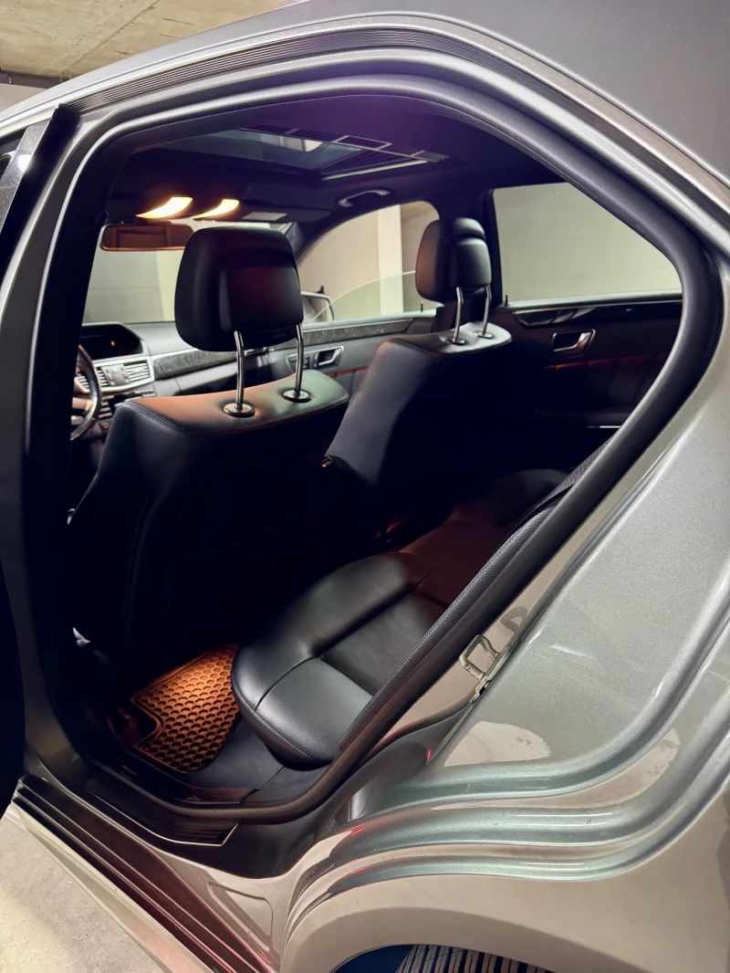 Mercedes-Benz E 300 Е300 4matic AMG, снимка 8 - Автомобили и джипове - 51981755