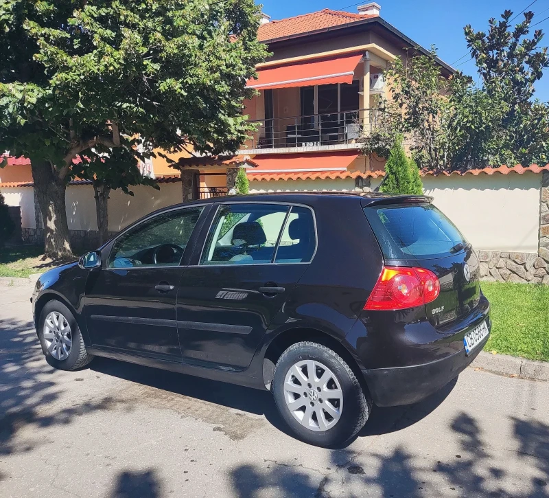 VW Golf 1.6i, снимка 5 - Автомобили и джипове - 51845882