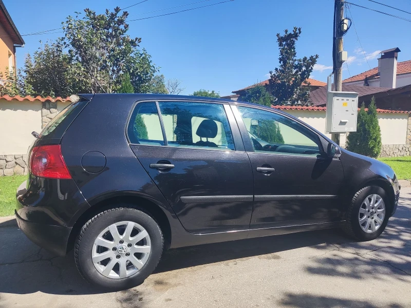 VW Golf 1.6i, снимка 2 - Автомобили и джипове - 51845882