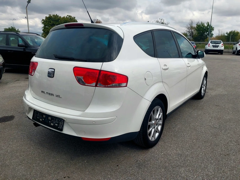 Seat Altea XL, снимка 3 - Автомобили и джипове - 51900414