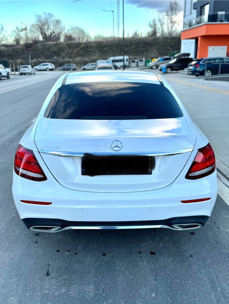 Mercedes-Benz E 220 Amg* Burmester* 9g-tronic, снимка 5 - Автомобили и джипове - 53049734