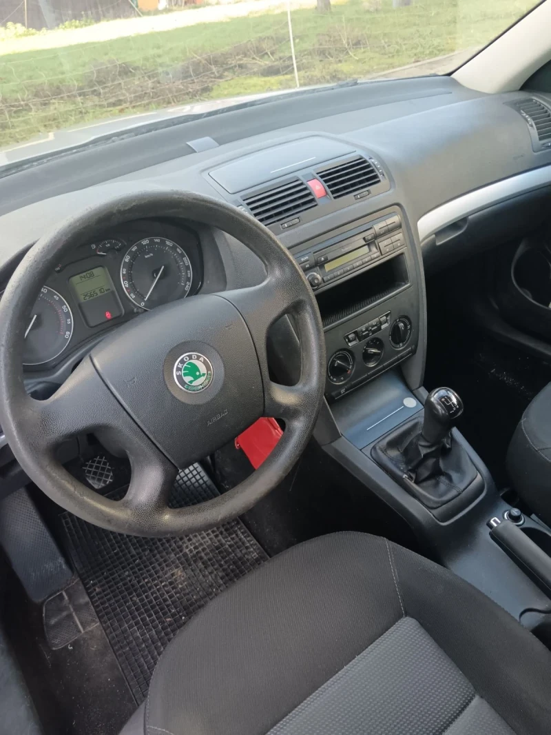 Skoda Octavia 1.9TDI, снимка 6 - Автомобили и джипове - 53181446