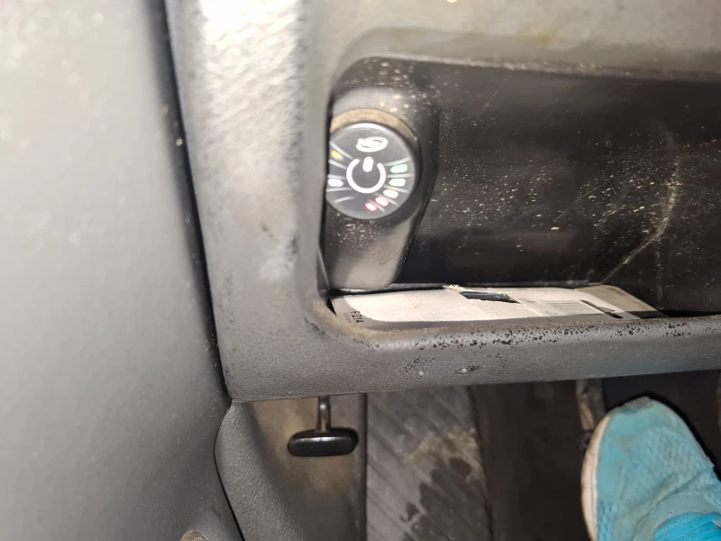 Audi A4 1.8т, снимка 8 - Автомобили и джипове - 53277139