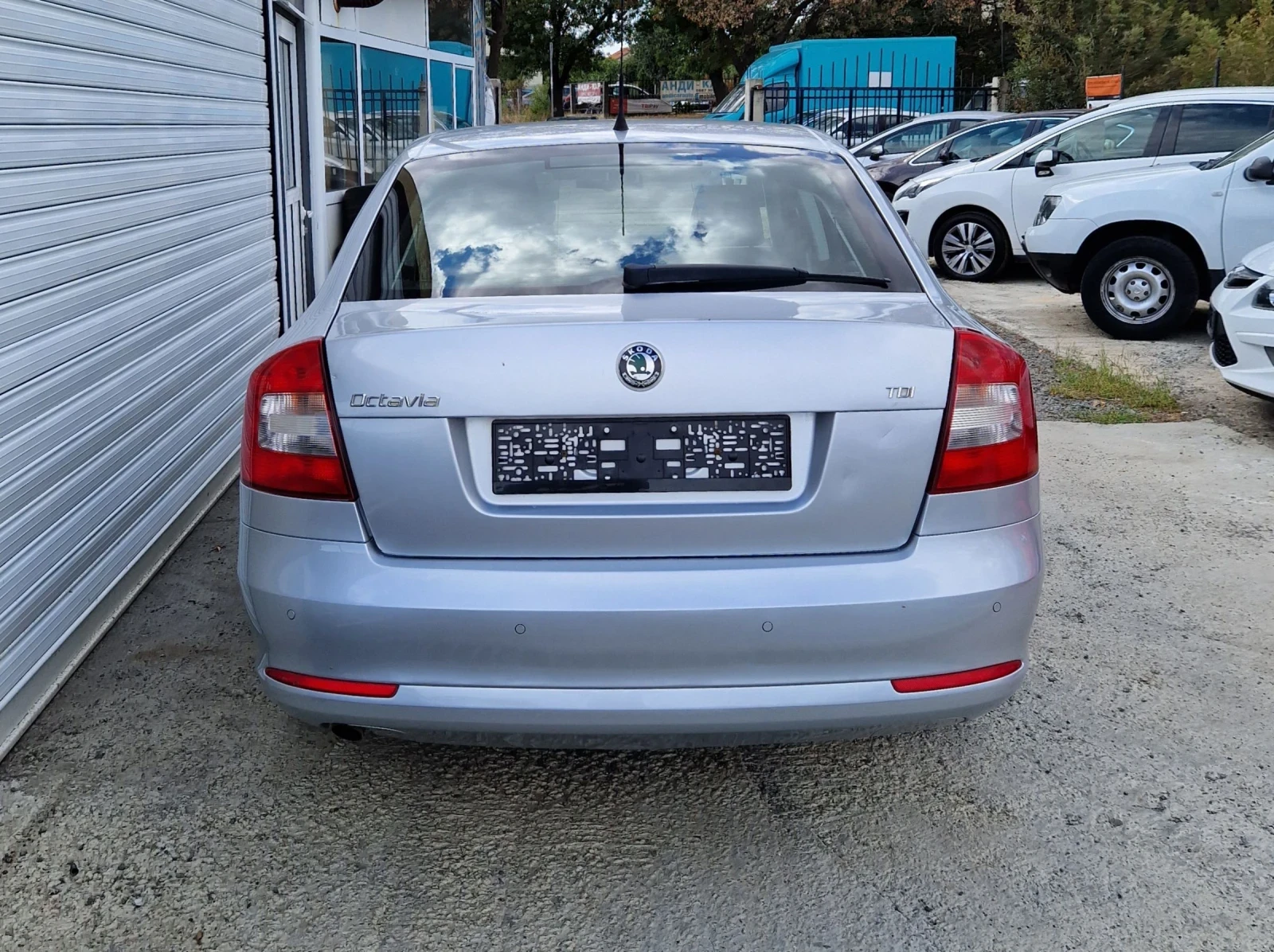 Skoda Octavia 1.6TDI FACE LIFT - изображение 5