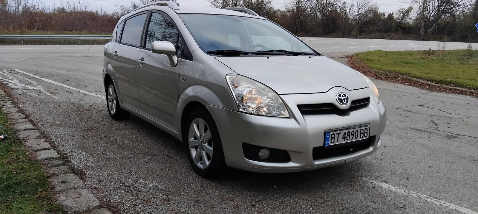 Toyota Corolla verso 2.2 D-4D Facelift - [1] 