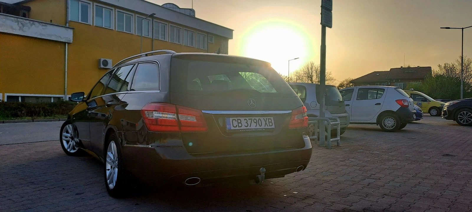 Mercedes-Benz E 350  - изображение 5