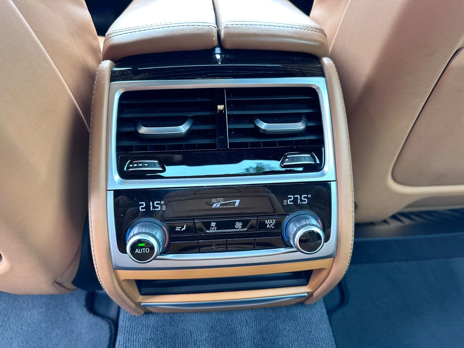 BMW 730 MASSSAGE/265HP/360/LAZER/H&K/HUD/M-PACK/NAVI/397v - изображение 5