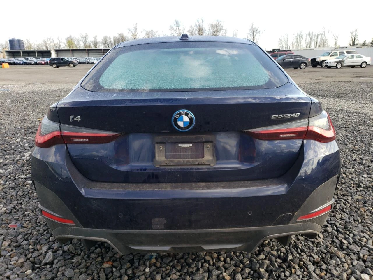 BMW i4 eDrive40 * Фиксирана цена*  - изображение 6
