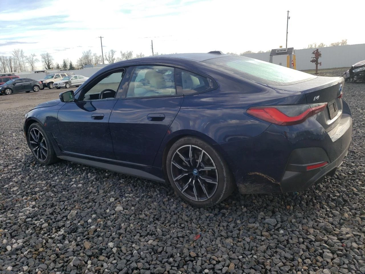 BMW i4 eDrive40 * Фиксирана цена*  - изображение 2