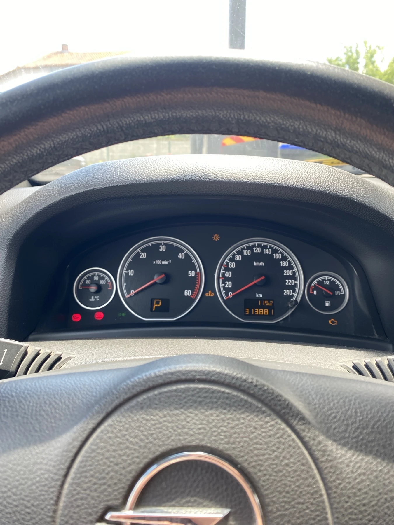 Opel Vectra 1.9 CDTI АВТОМАТИК КЛИМАТРОНИК - изображение 8