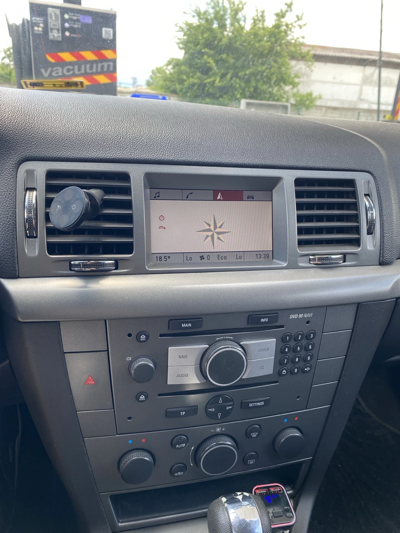 Opel Vectra 1.9 CDTI АВТОМАТИК КЛИМАТРОНИК - изображение 9