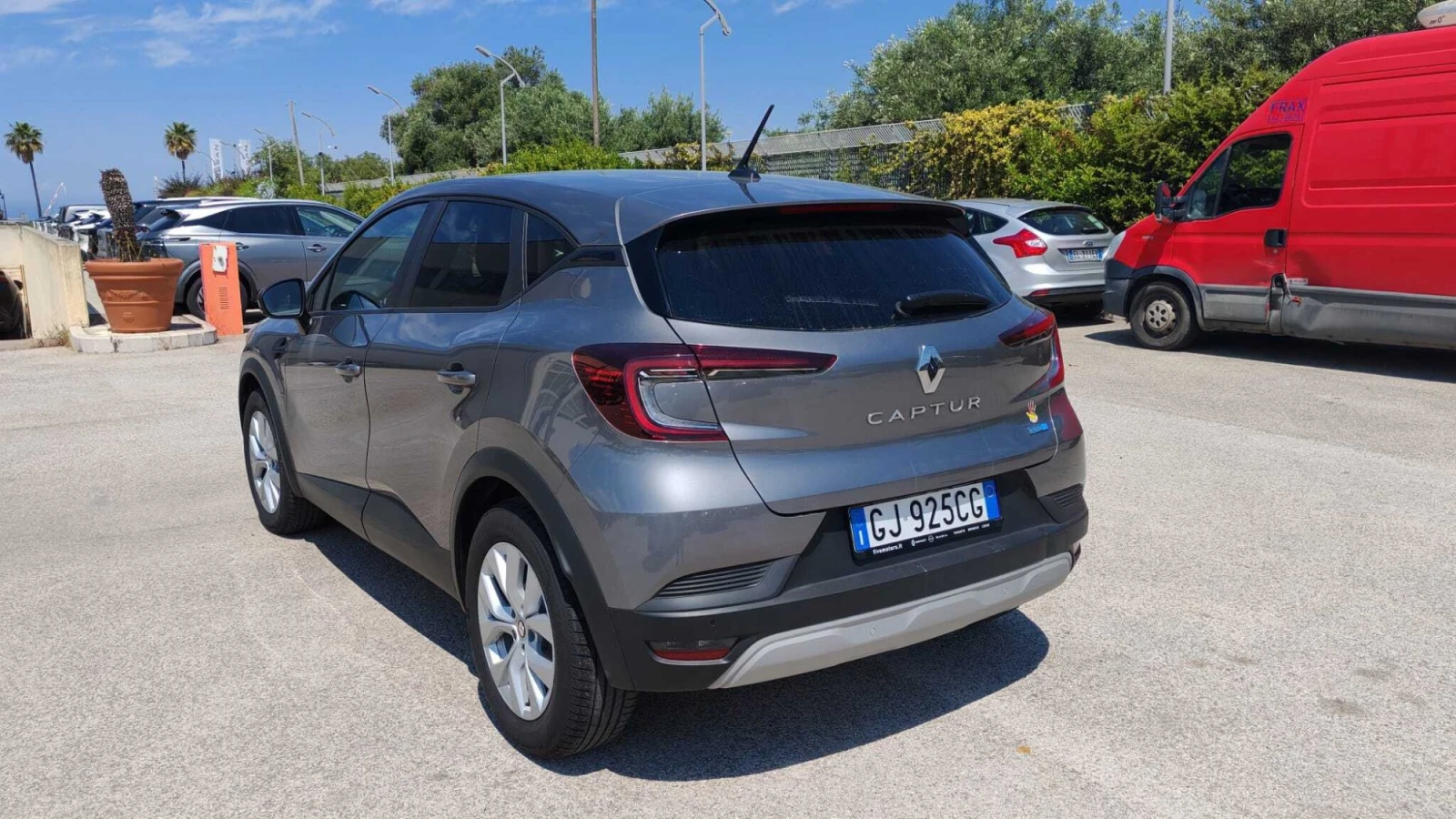 Renault Captur 1.6HEV/Full Hybrid - изображение 5