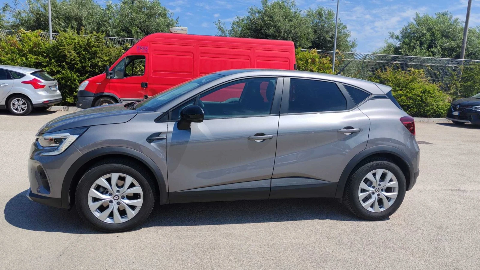 Renault Captur 1.6HEV/Full Hybrid - изображение 6