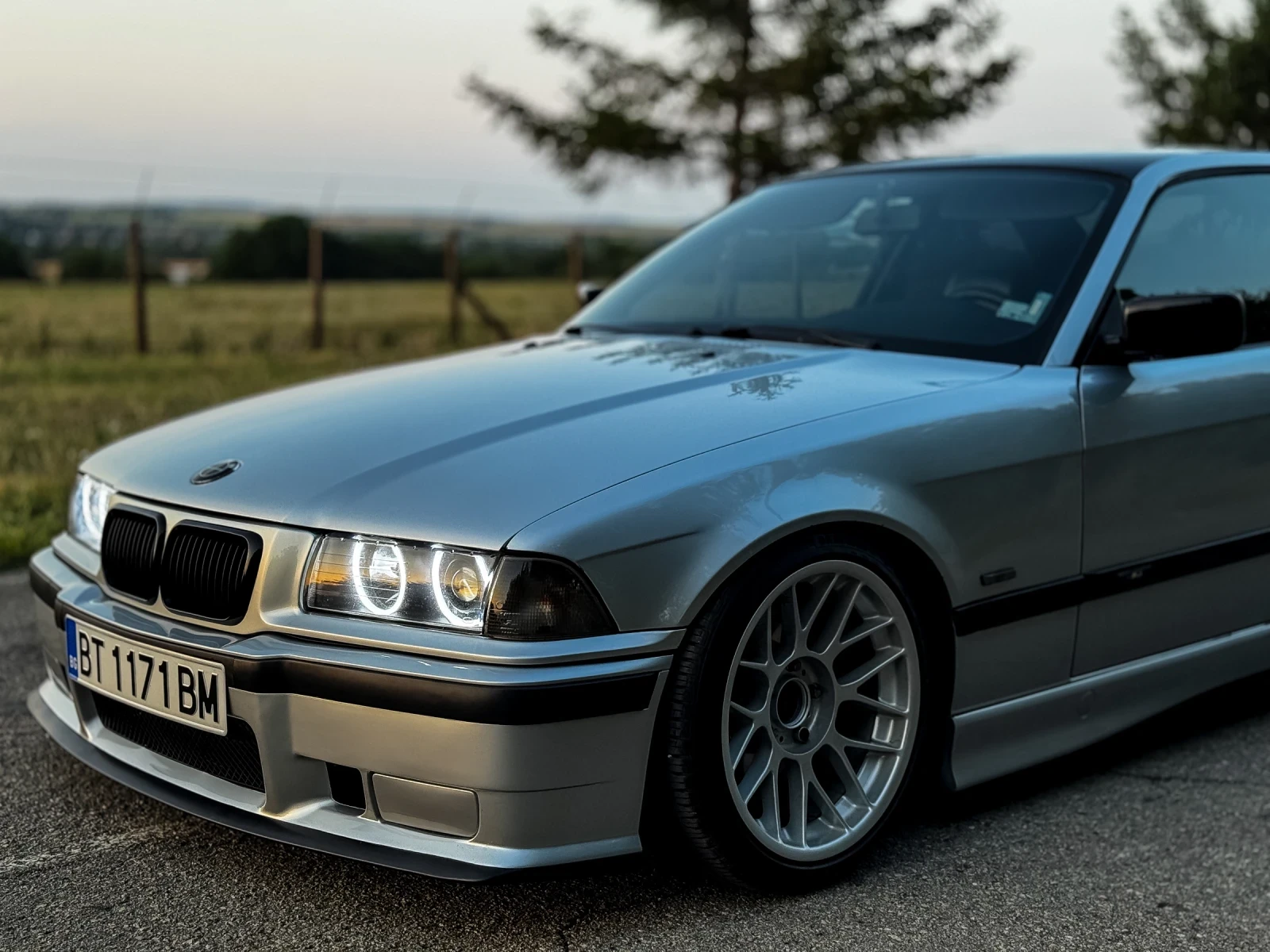 BMW 320 INDIVIDUAL  - изображение 3