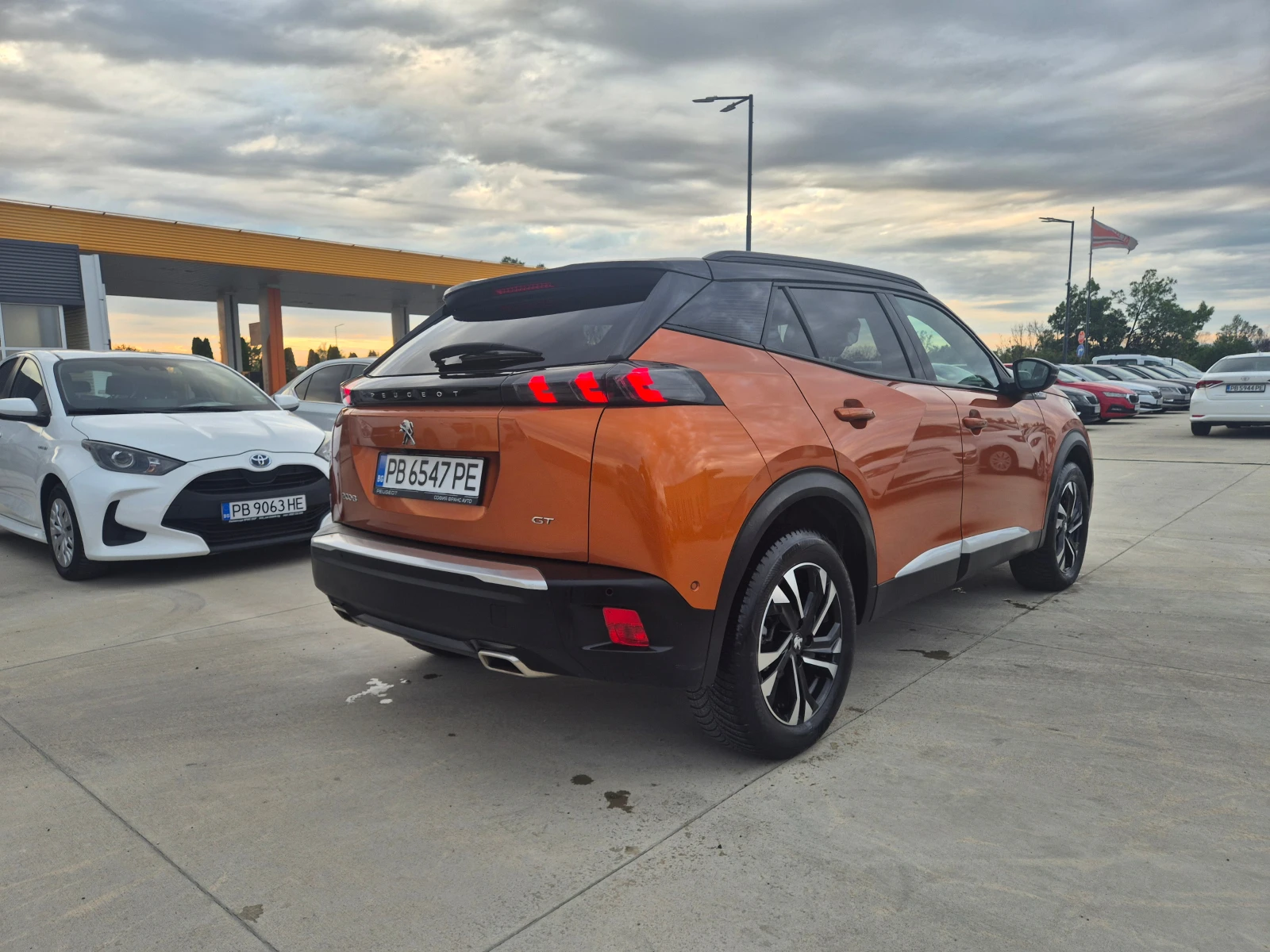 Peugeot 2008 GT Line 3D DIGITAL /PANORAMA/ 130кс  - изображение 5