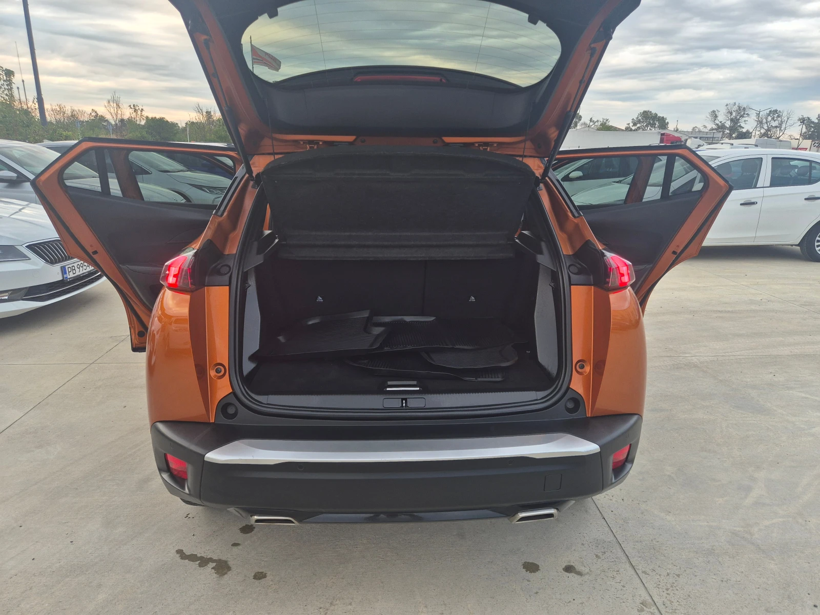 Peugeot 2008 GT Line 3D DIGITAL /PANORAMA/ 130  | Mobile.bg   11