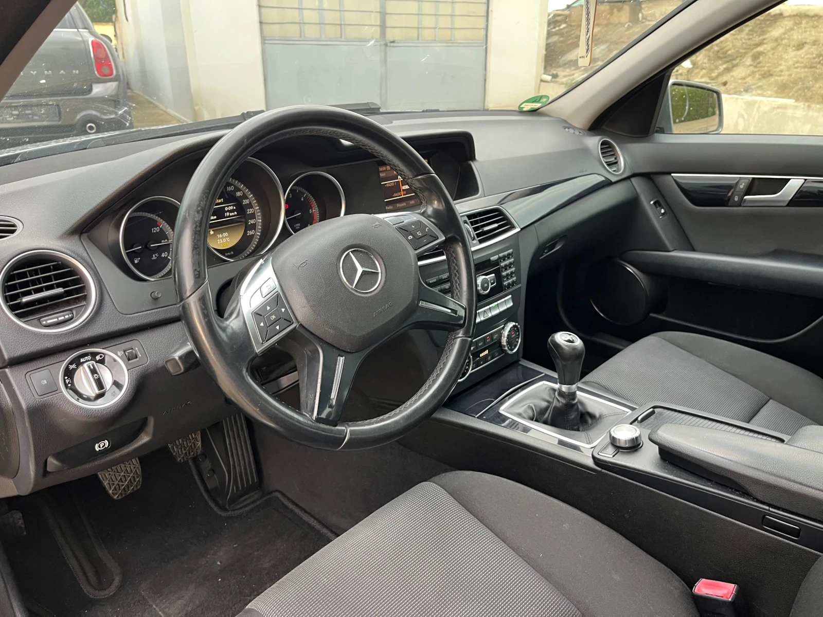 Mercedes-Benz C 180 2.2CDI Facelift - изображение 8