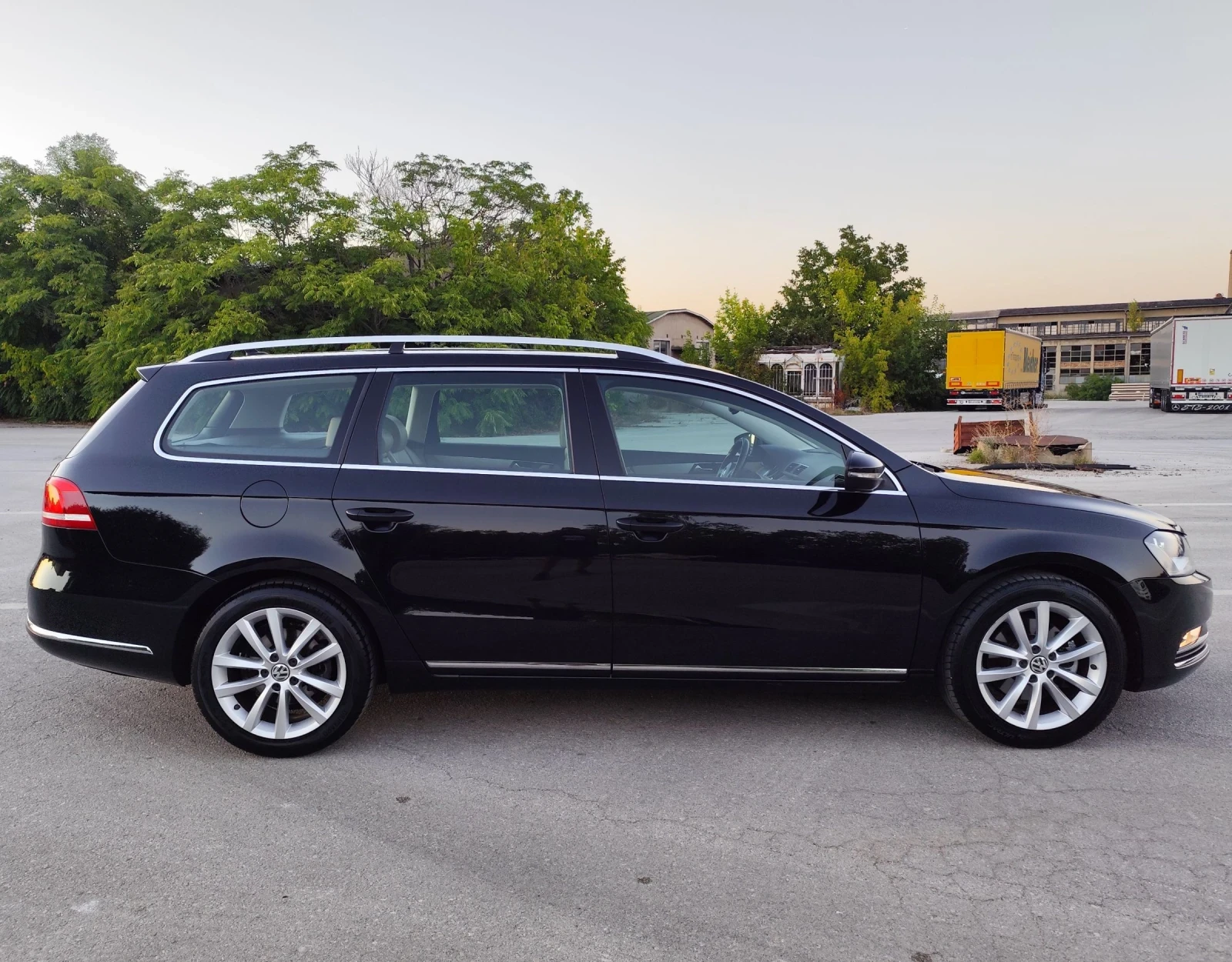 VW Passat 2.0TDI-6ск.HIGHLINE-NAVI-ПАНОРАМА-КОЖА-ПОДГРЕВ - изображение 7