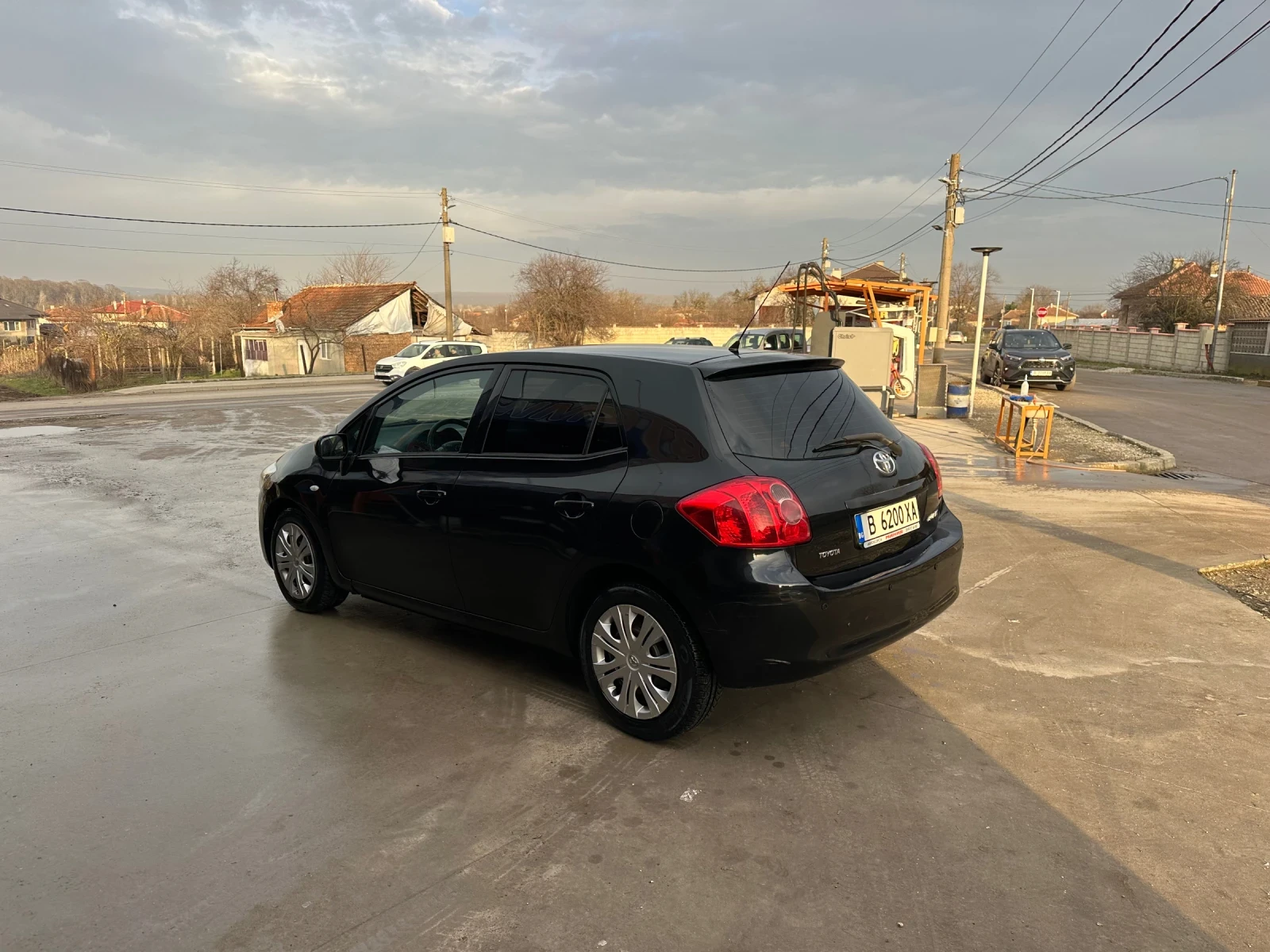 Toyota Auris  - изображение 5