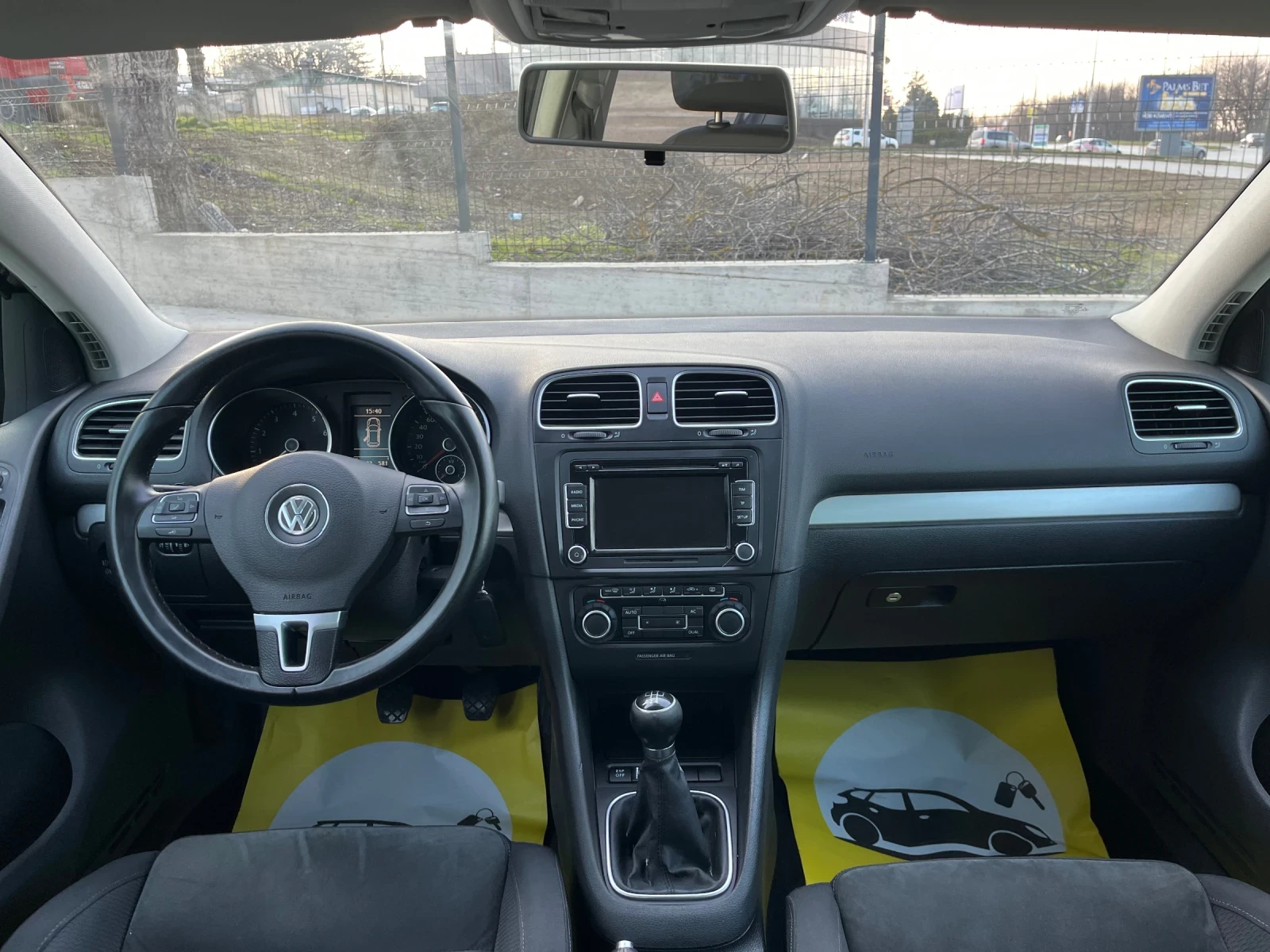 VW Golf 1.6газ, снимка 5 - Автомобили и джипове - 53725898