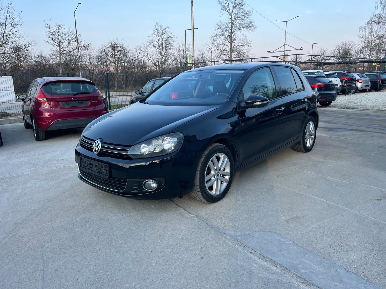 VW Golf 1.6газ, снимка 3 - Автомобили и джипове - 53725898