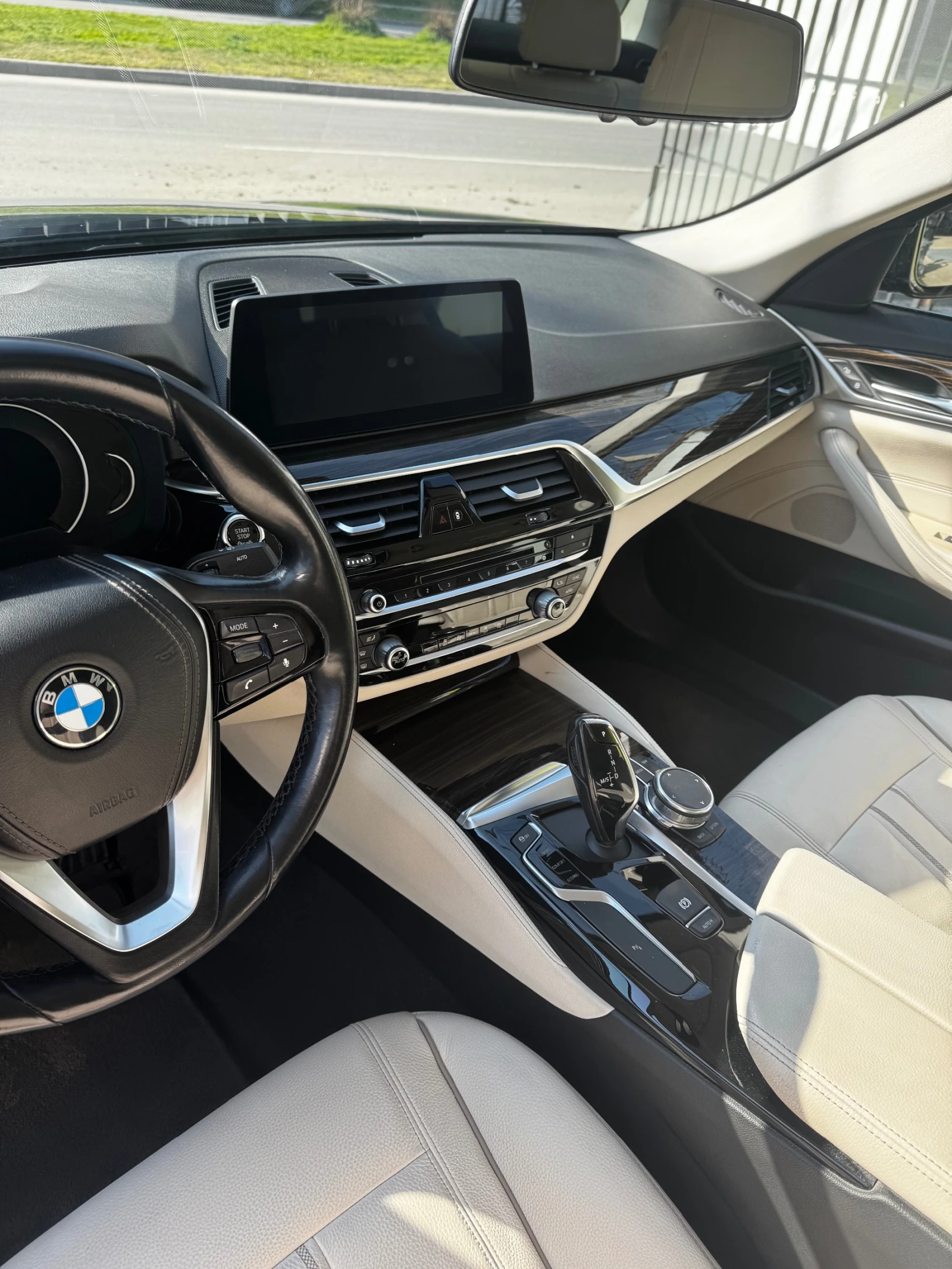 BMW 520, снимка 14 - Автомобили и джипове - 53902232