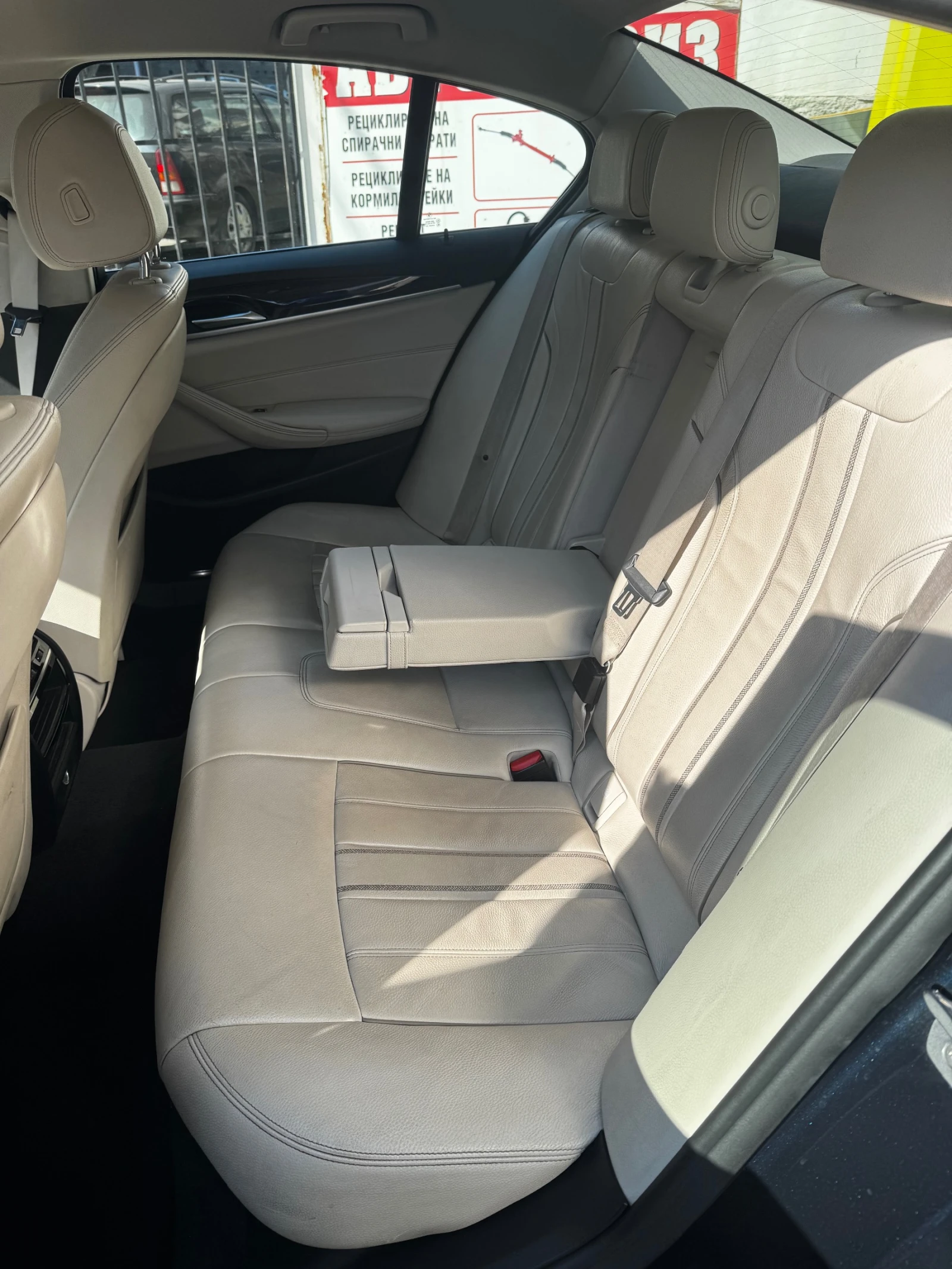 BMW 520, снимка 15 - Автомобили и джипове - 53902232