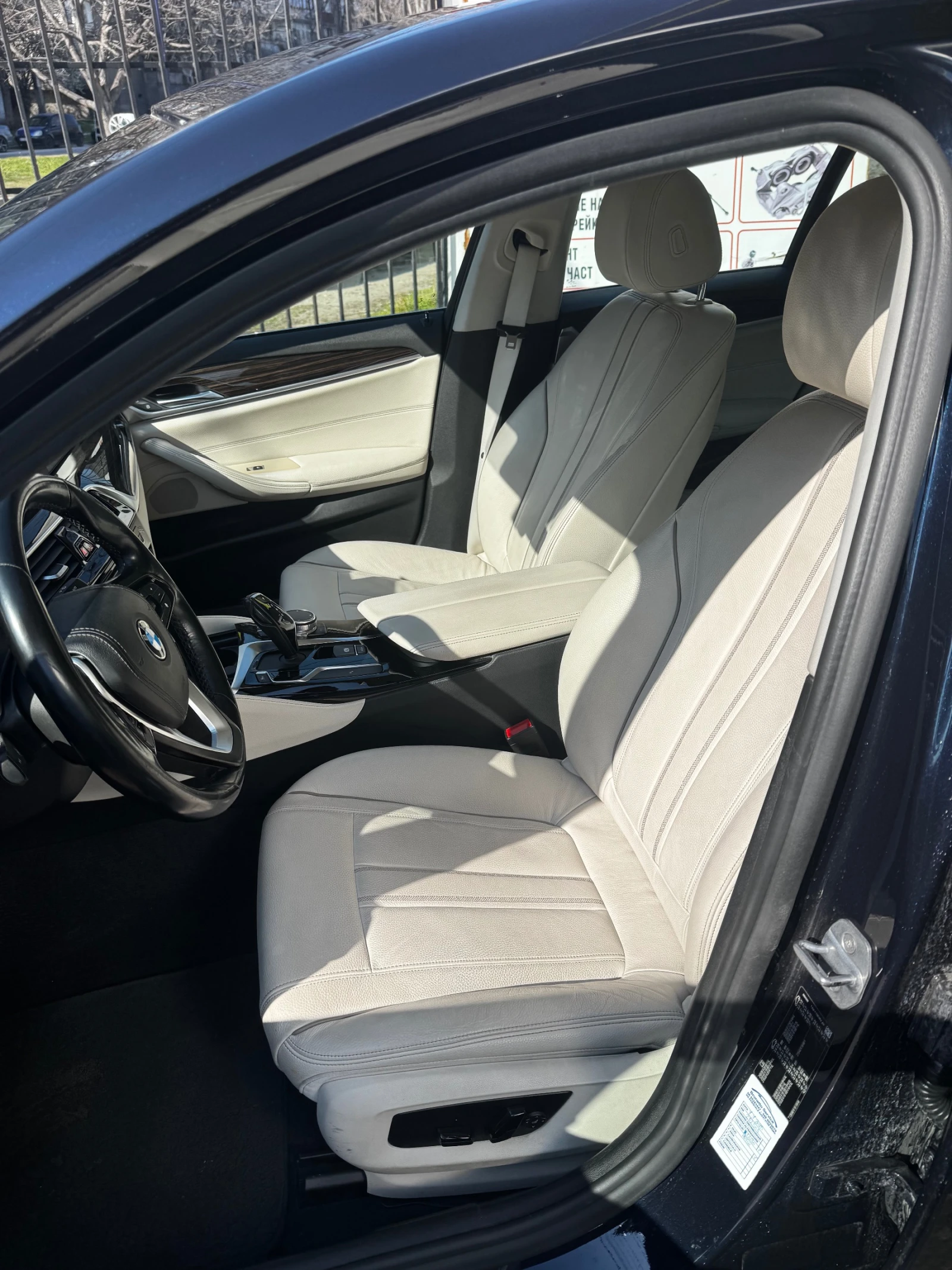 BMW 520, снимка 13 - Автомобили и джипове - 53902232