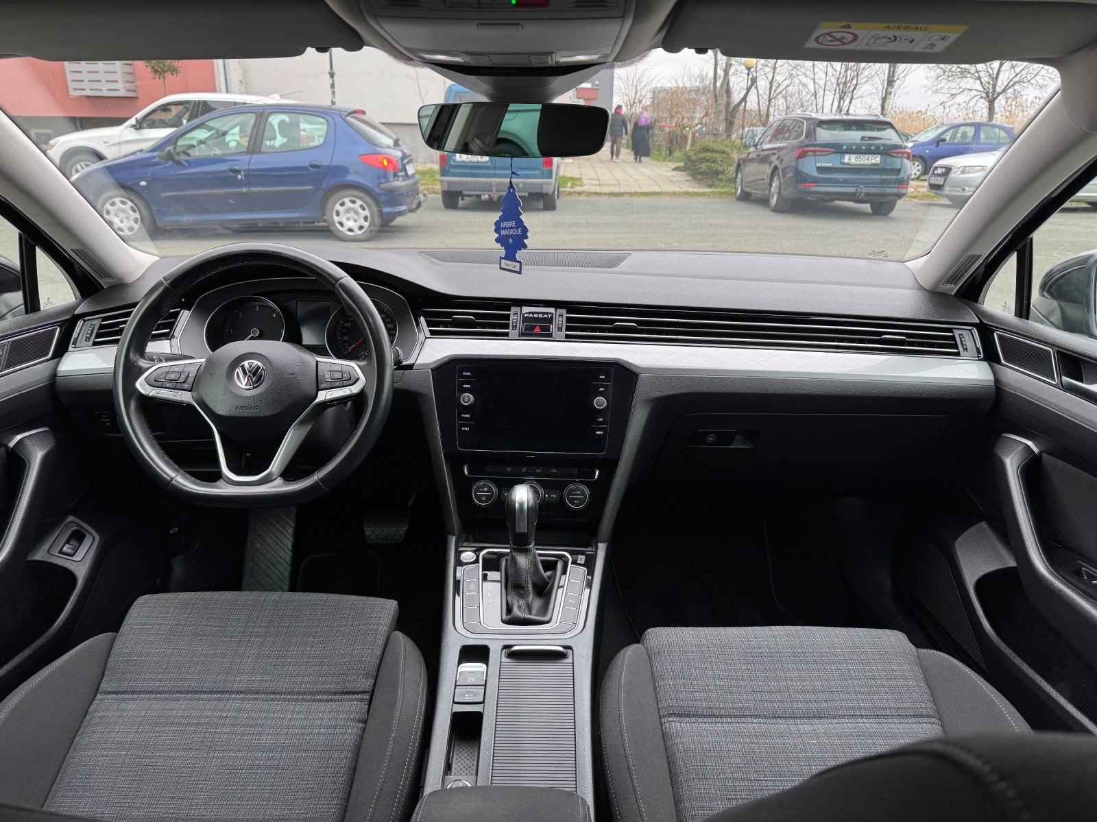 VW Passat 2.0 TDI 150 кс., снимка 9 - Автомобили и джипове - 54129865