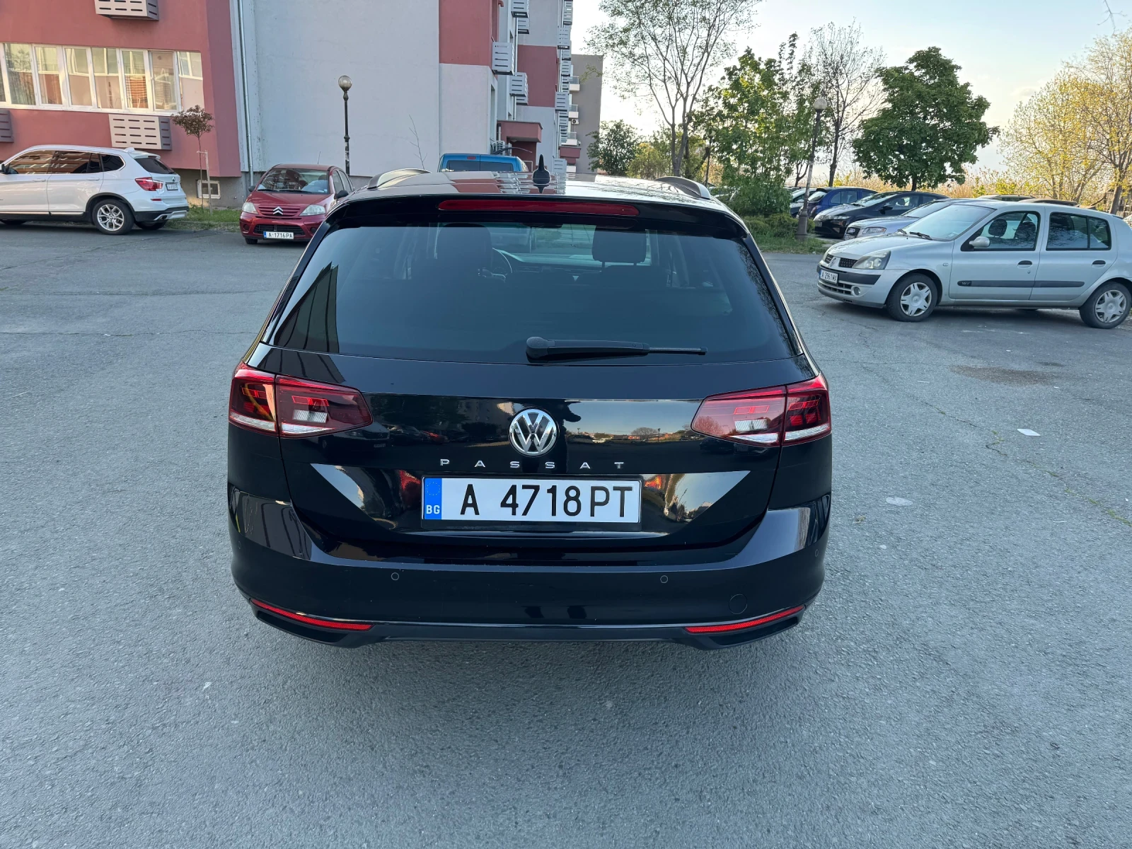 VW Passat 2.0 TDI 150 кс., снимка 5 - Автомобили и джипове - 56440378