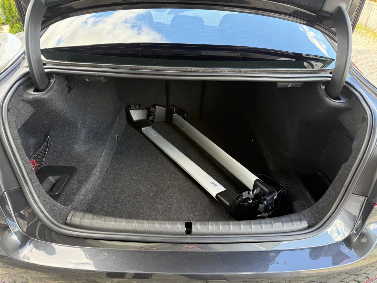 BMW 530 xDrive Luxury Line, снимка 14 - Автомобили и джипове - 54348350