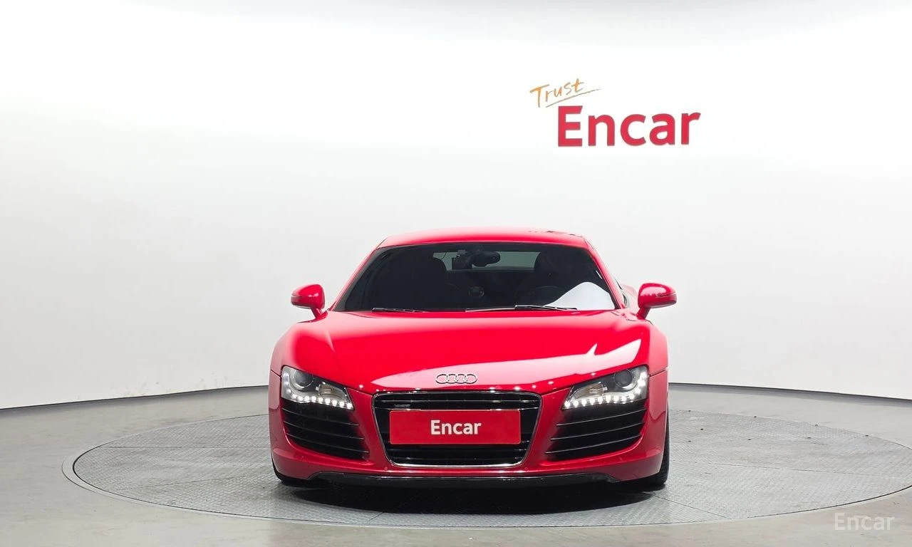 Audi R8, снимка 3 - Автомобили и джипове - 54376783