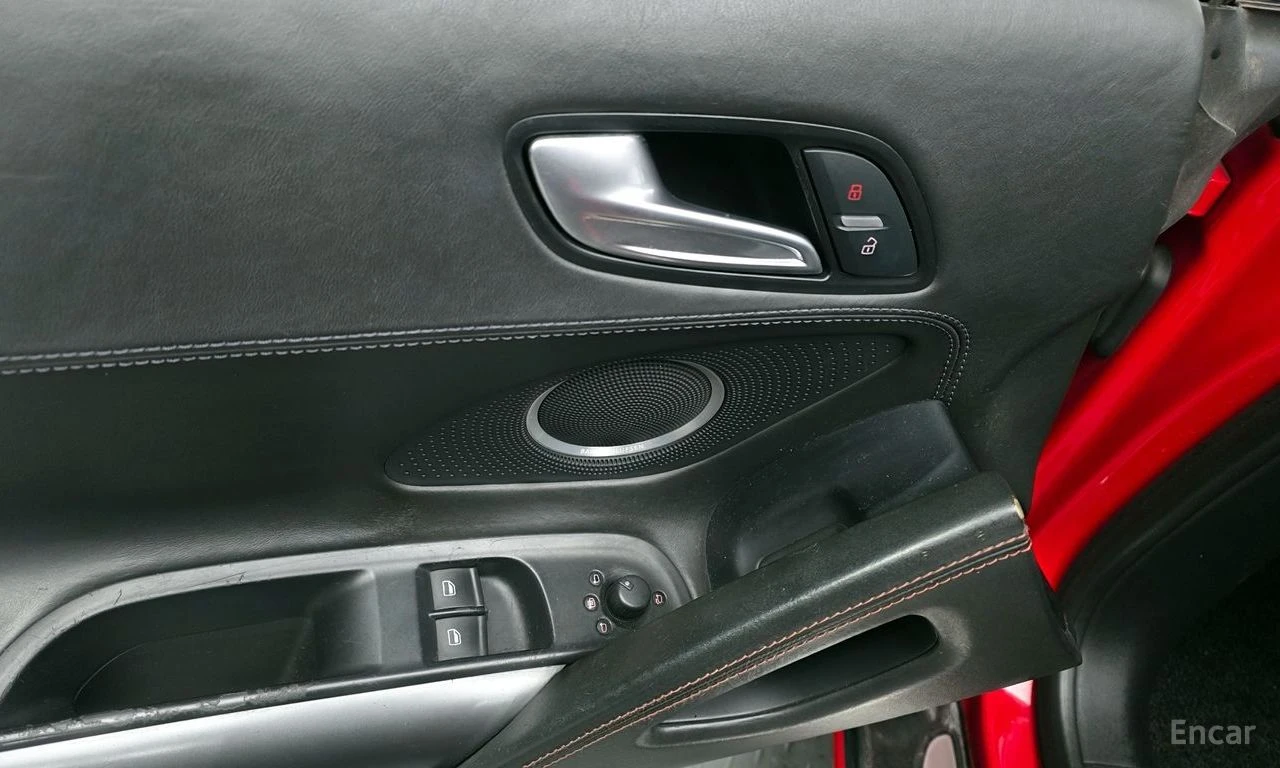 Audi R8, снимка 7 - Автомобили и джипове - 54376783